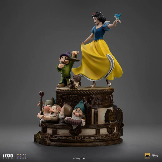 Figurine: Snow White and the Seven Dwarfs - Art Scale Statue 1/10 Snow White and Dopey Deluxe Edition