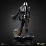 Figurine: The Mandalorian & Grogu - Legacy Replica Statue 1/4, 57 cm