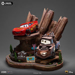 Figur: Cars Deluxe – Art Scale Statue 1/10 Lightning McQueen & Hook 31 cm