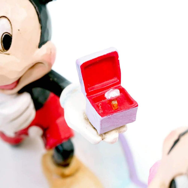 Figurine: Mickey & Minnie Mouse - A Magical Moment