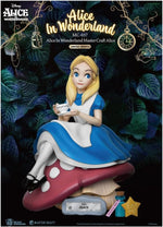 FIgurine: Alice In Wonderland