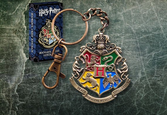 Keychain: Harry Potter: Hogwarts Crest Keychain