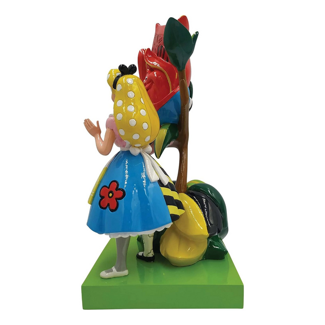 Figurine: Alice in Wonderland