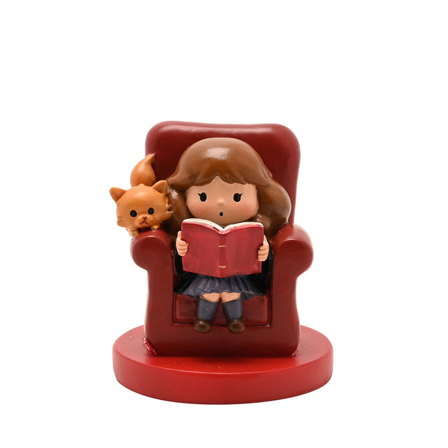 Figurine: Hermelien op stoel - Terug naar Zweinstein - Harry Potter